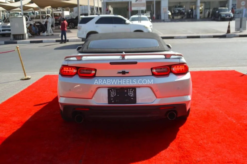 Chevrolet Camaro 2019 for Sale in Sharjah Image-7