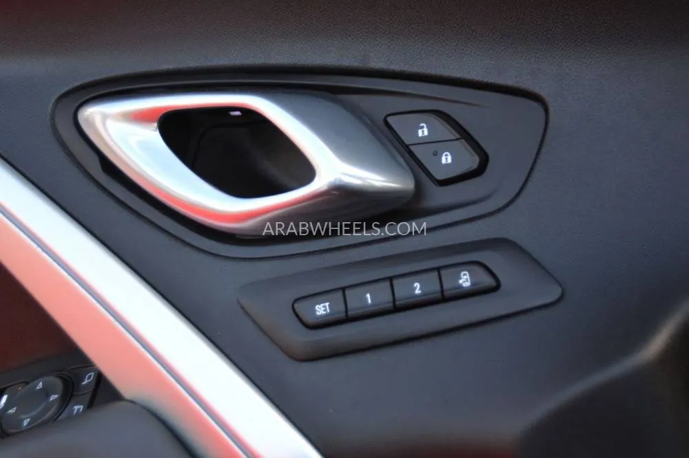 Chevrolet Camaro 2019 for Sale in Sharjah Image-16