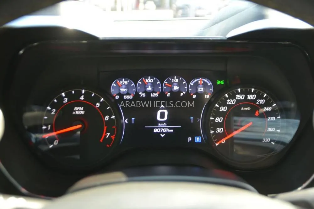 Chevrolet Camaro 2019 for Sale in Sharjah Image-13