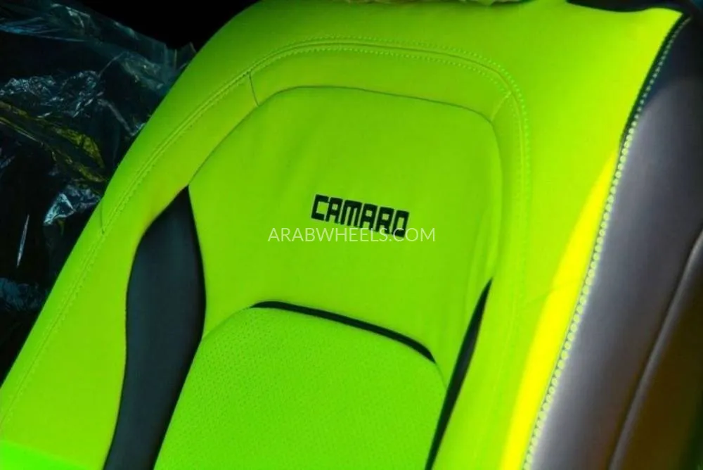 Chevrolet Camaro 2022 for Sale in Sharjah Image-9