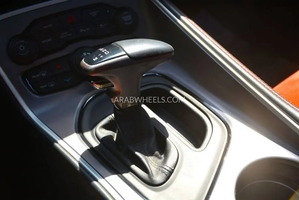 Dodge Challenger 2022 for Sale in Sharjah Image-17