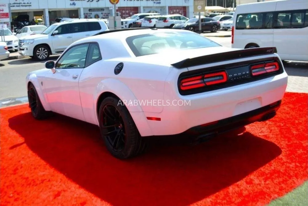 Dodge Challenger 2020 for Sale in Sharjah Image-5