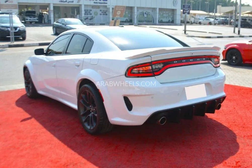 Dodge Charger 2020 for Sale in Sharjah Image-5