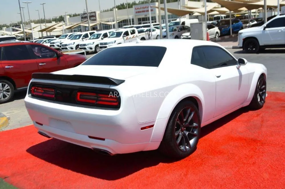 Dodge Charger 2020 for Sale in Sharjah Image-5