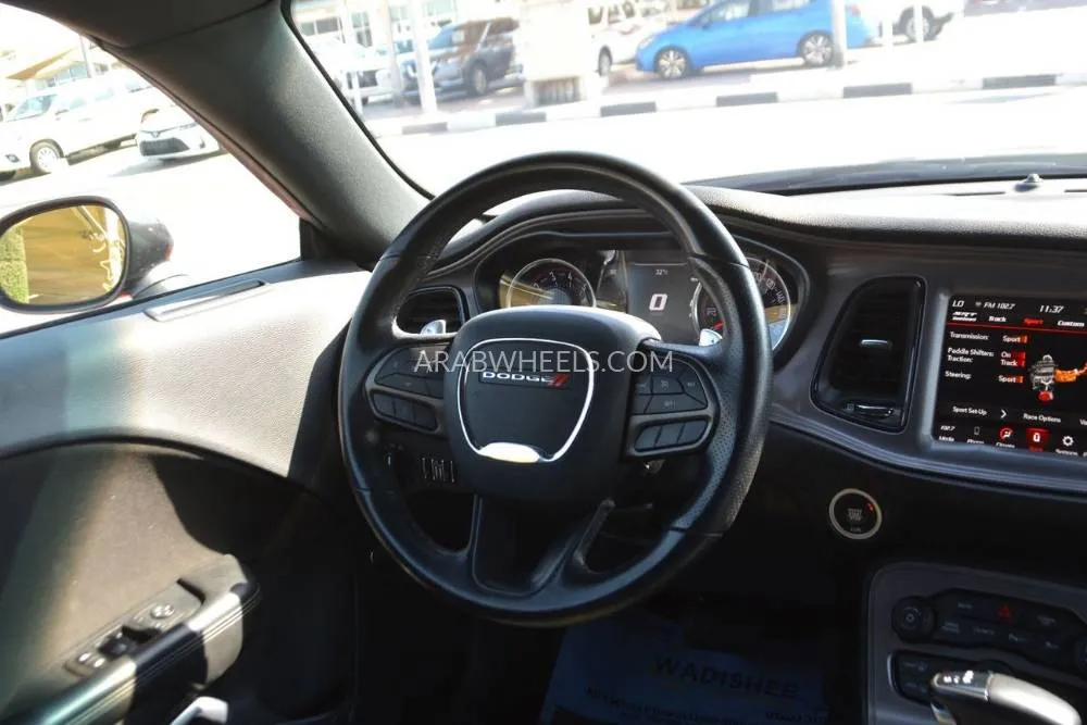 Dodge Charger 2023 for Sale in Sharjah Image-11