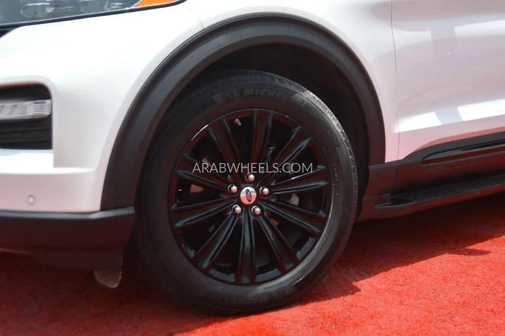Ford Explorer 2020 for Sale in Sharjah Image-27