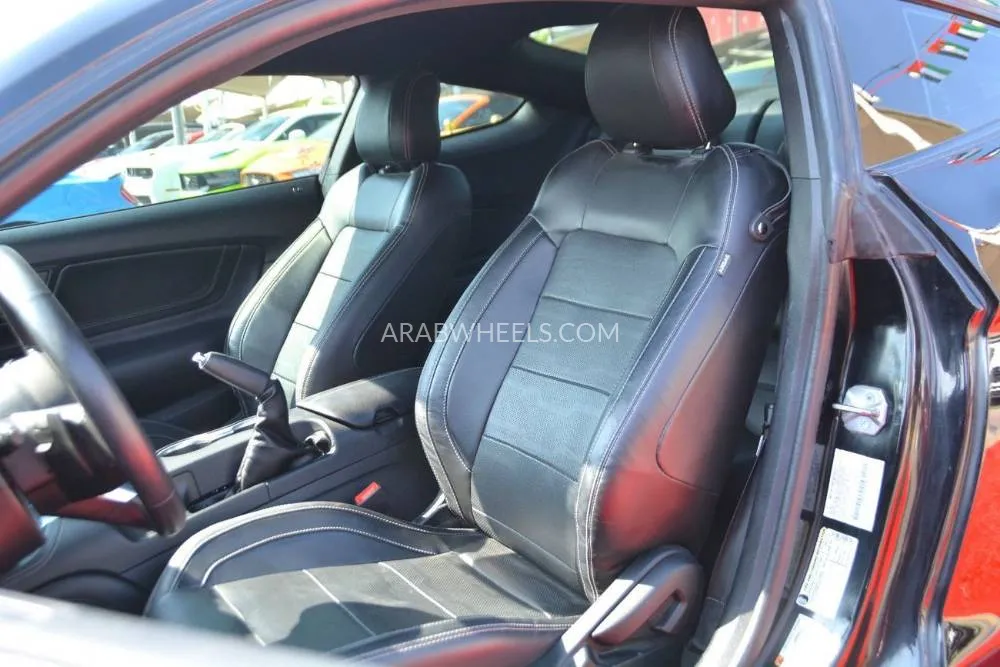 Ford Mustang 2022 for Sale in Sharjah Image-16