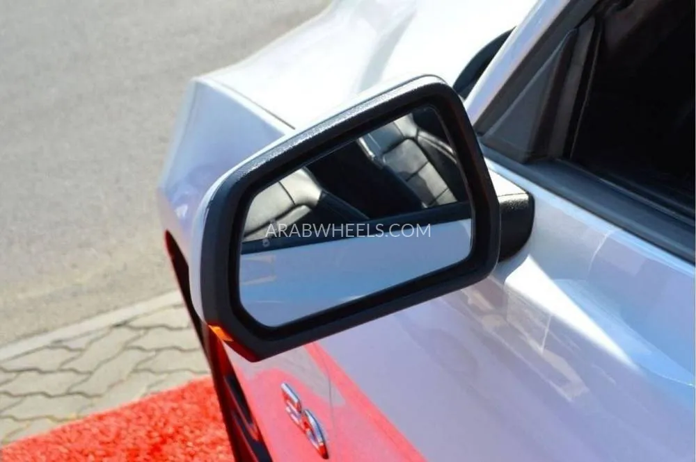 Ford Mustang 2019 for Sale in Sharjah Image-19