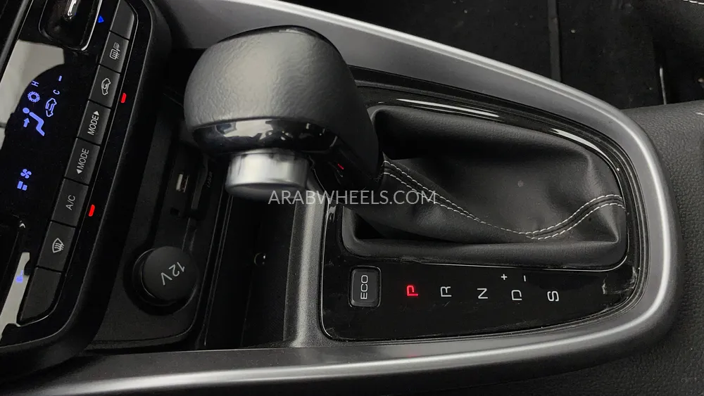Chevrolet Groove 2024 for Sale in Dubai Image-18