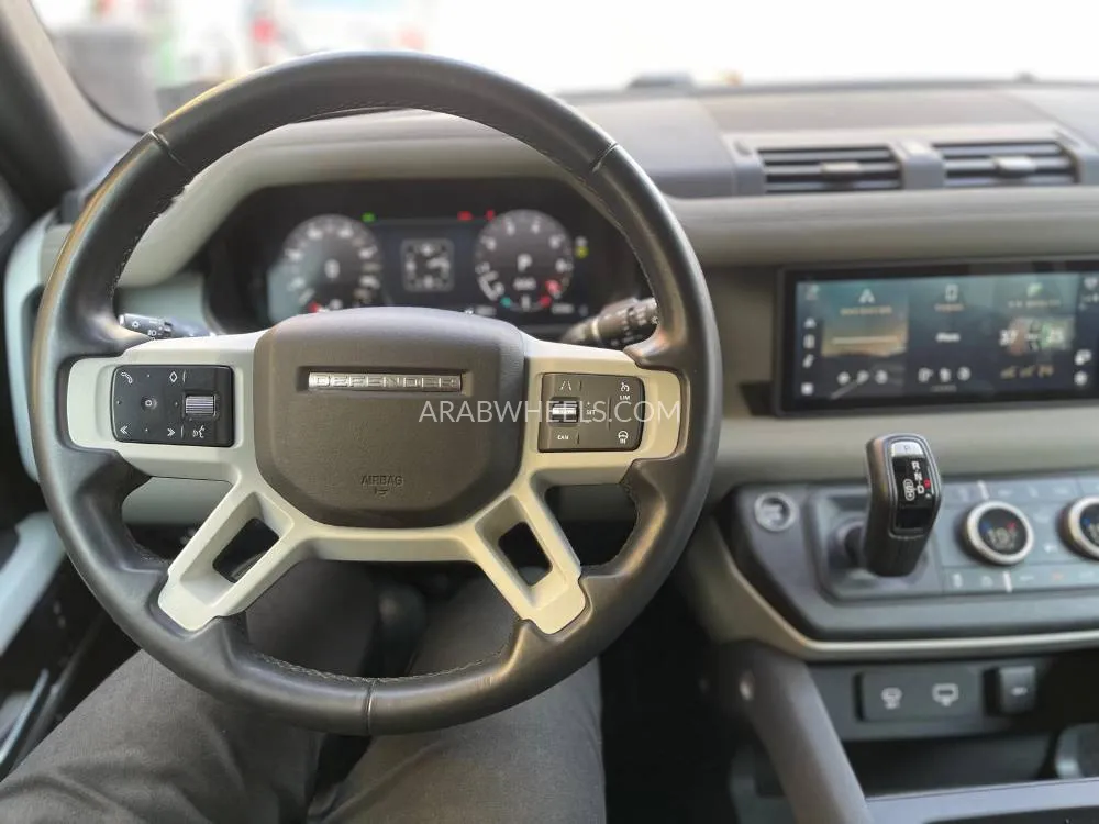 Land Rover Defender 2023 for Sale in Dubai Image-14