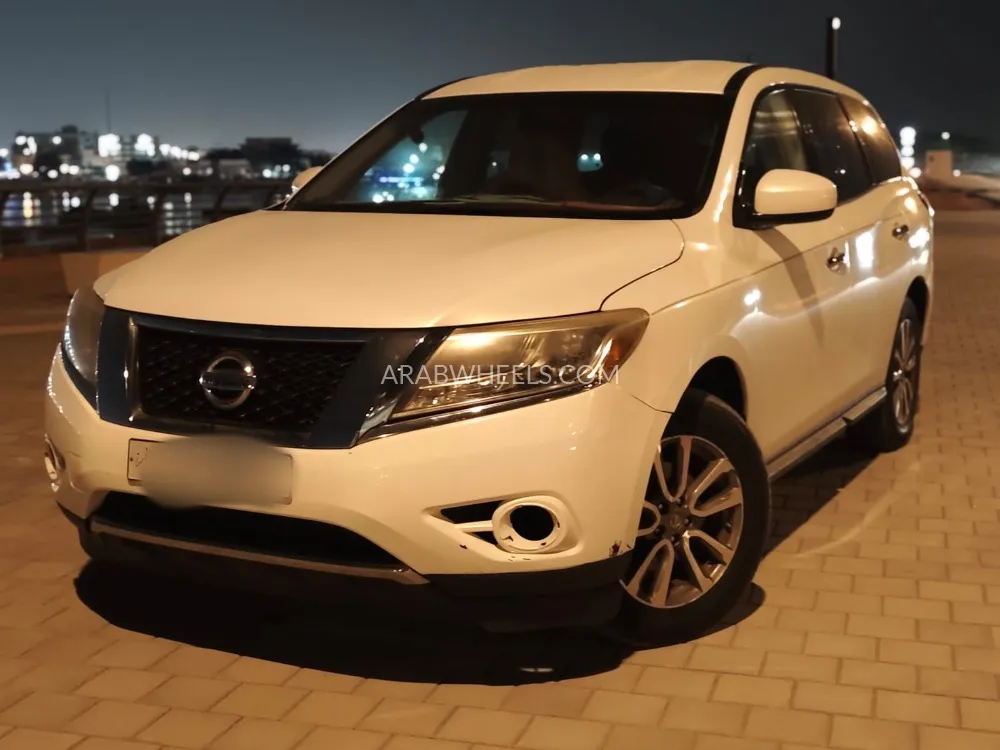 Nissan Pathfinder 2014 for Sale in Ajman Image-2