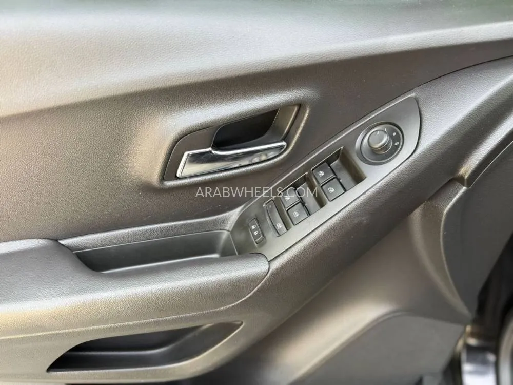 شيفروليه تراكس 2020 for Sale in الشارقة Image-8