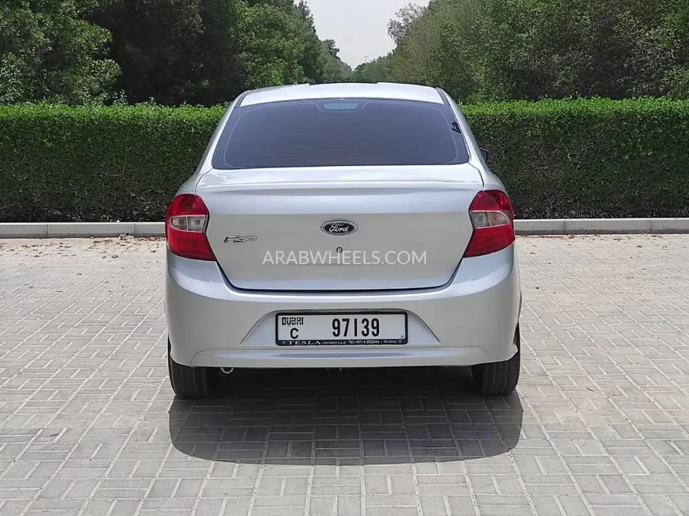 Ford Figo 2018 for Sale in Sharjah Image-8