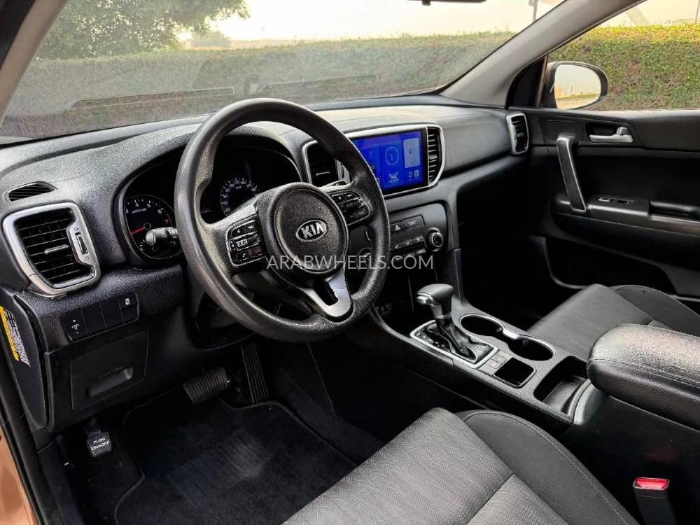 Kia Sportage 2019 for Sale in Sharjah Image-9