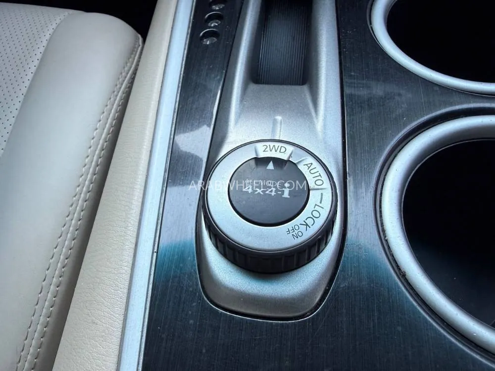 Nissan Pathfinder 2013 for Sale in Sharjah Image-6