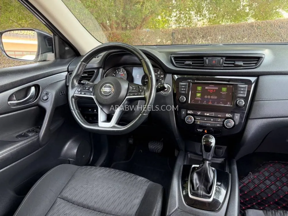 Nissan Rogue 2018 for Sale in Sharjah Image-19