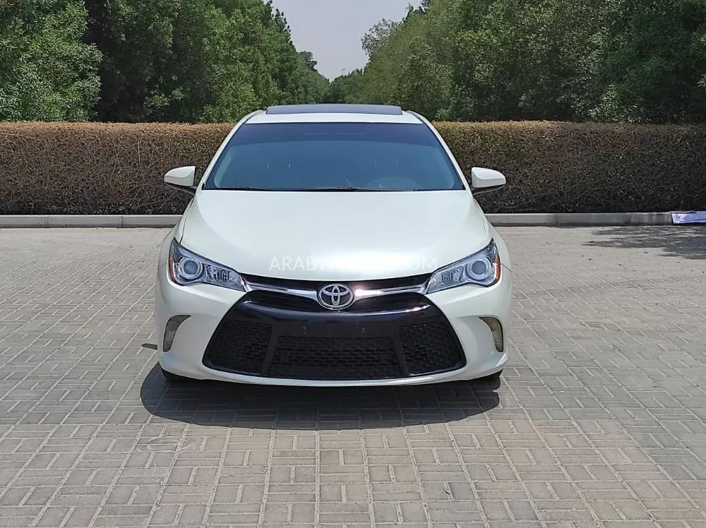 Toyota Camry 2016 for Sale in Sharjah Image-2