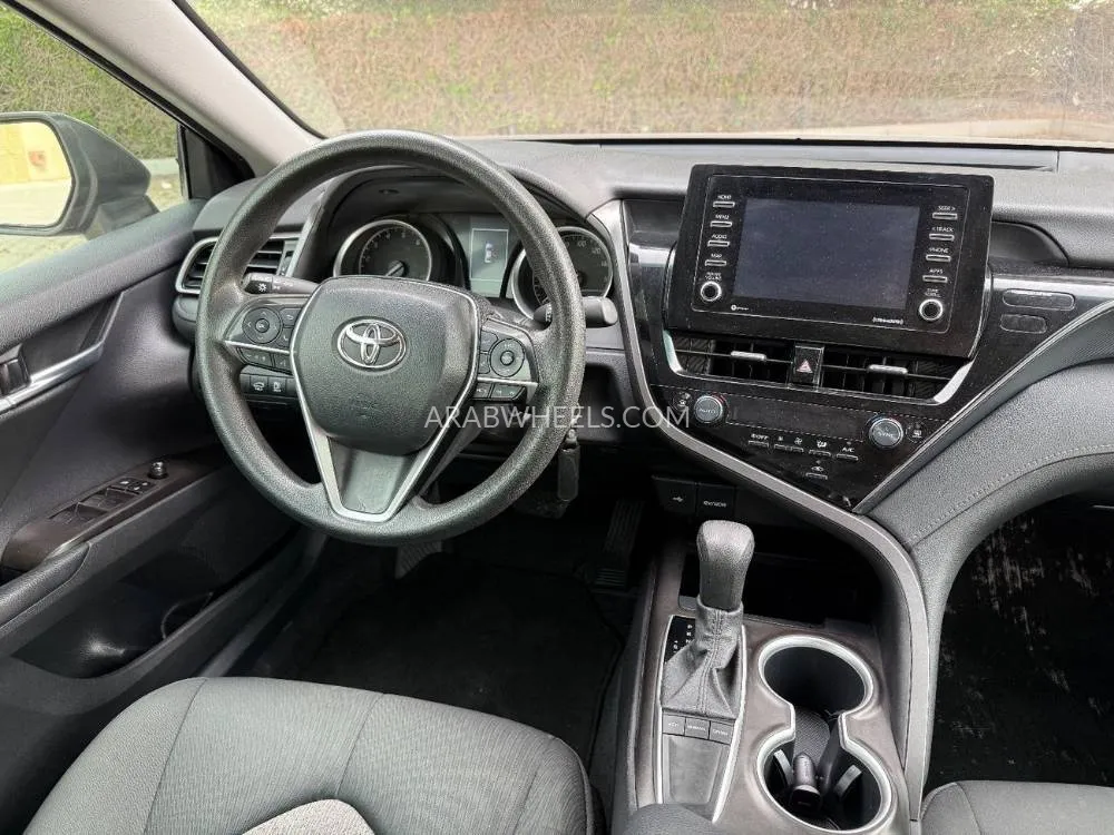 Toyota Camry 2023 for Sale in Sharjah Image-17