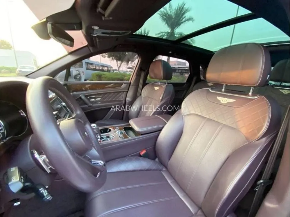 Bentley Bentayga 2017 for Sale in Dubai Image-8