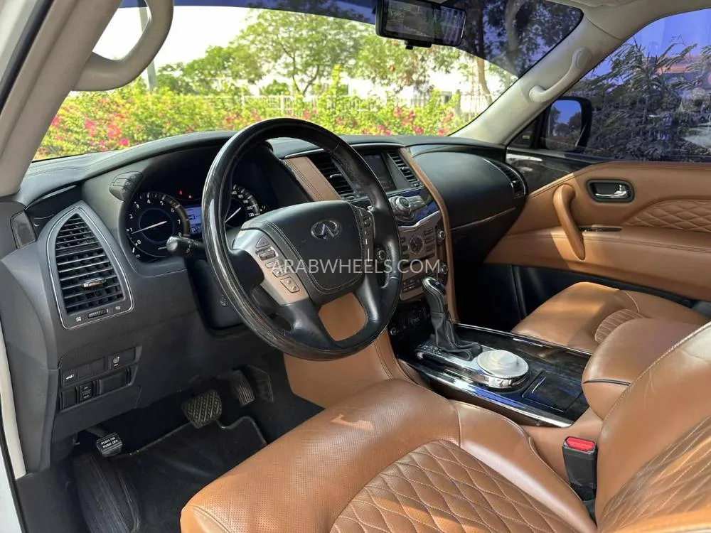 Infiniti QX80 2020 for Sale in Dubai Image-7