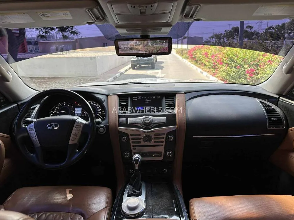 Infiniti QX80 2020 for Sale in Dubai Image-8