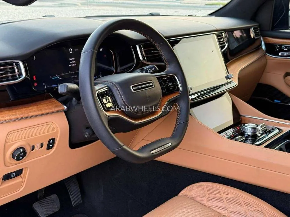 Jeep Grand Wagoneer 2023 for Sale in Dubai Image-4
