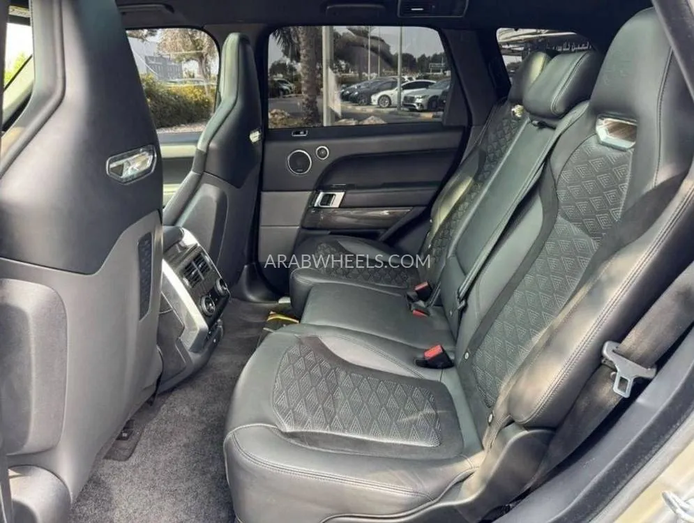 Land Rover Range Rover Sport 2019 for Sale in Dubai Image-12