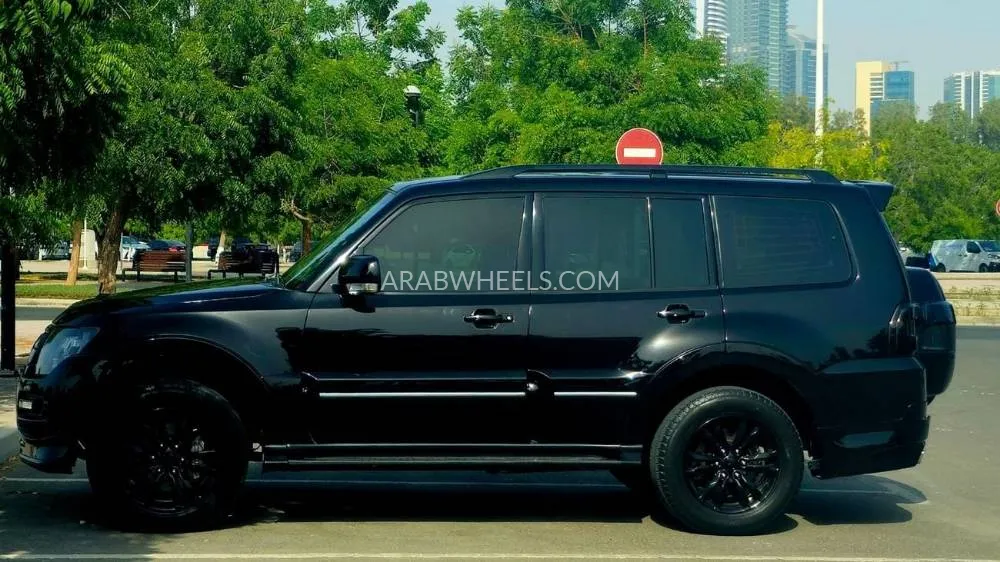 Mitsubishi Pajero 2020 for Sale in Ajman Image-4