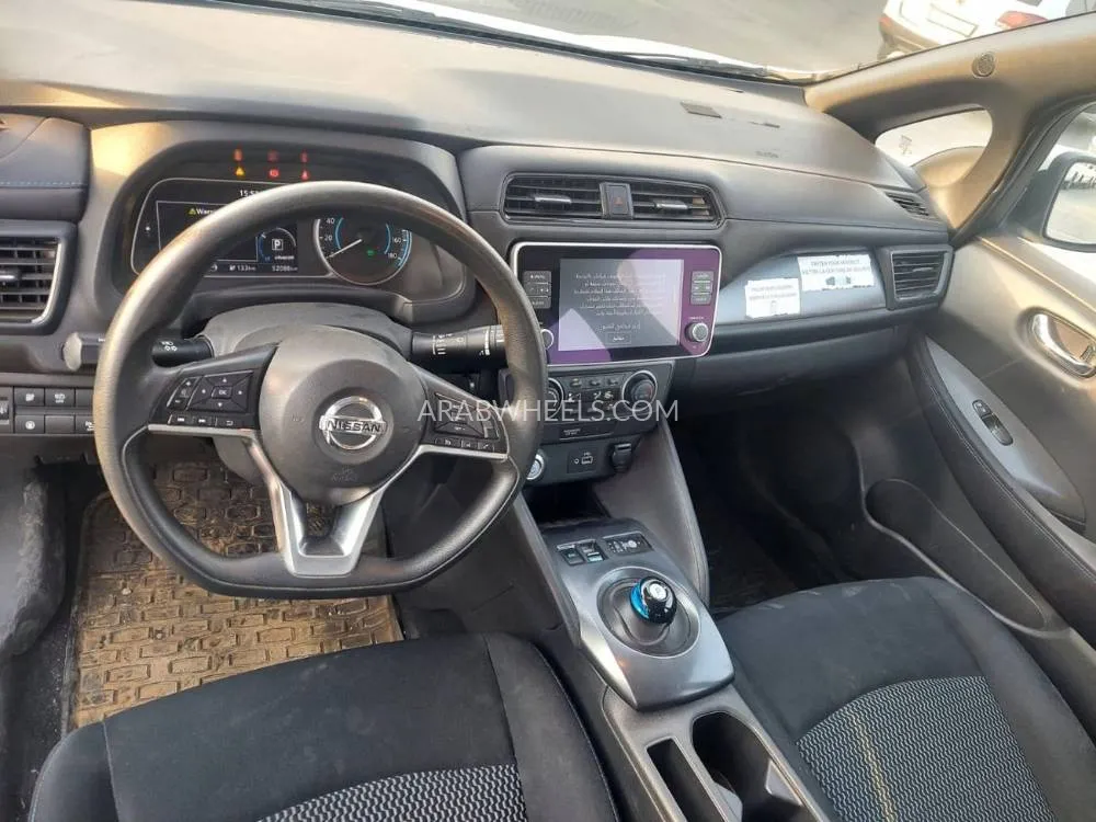 Nissan Leaf 2020 for Sale in Ajman Image-6