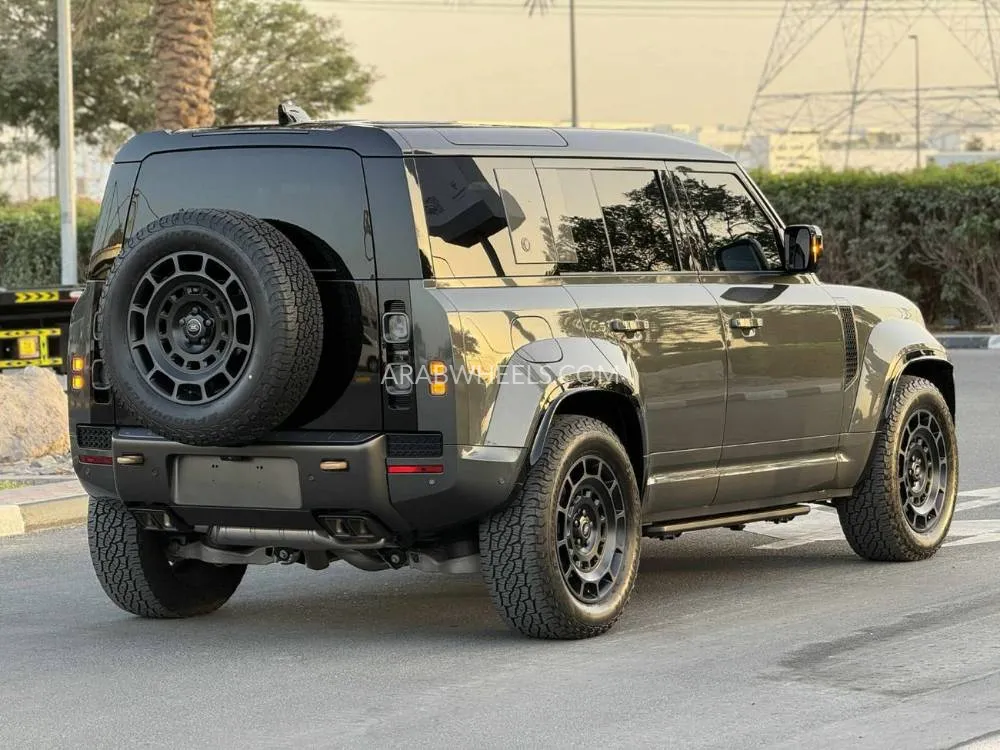 Land Rover Defender 2025 for Sale in Dubai Image-18