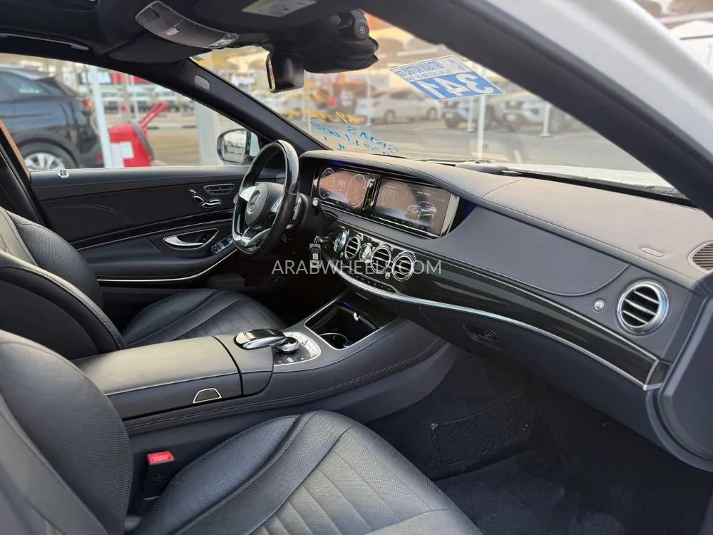 Mercedes Benz CLS Class 2016 for Sale in Dubai Image-5