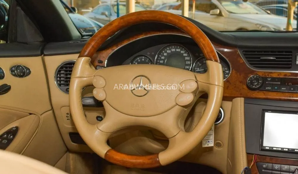 مرسيدس بنز CLS Class 2007 for Sale in دبي Image-8