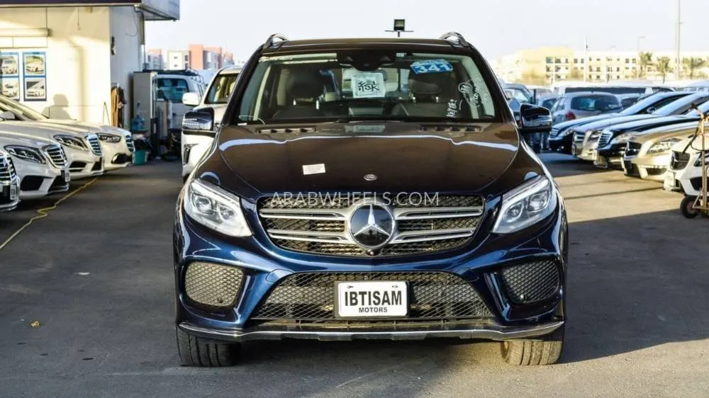 Mercedes Benz GLE Class 2016 for Sale in Dubai Image-2
