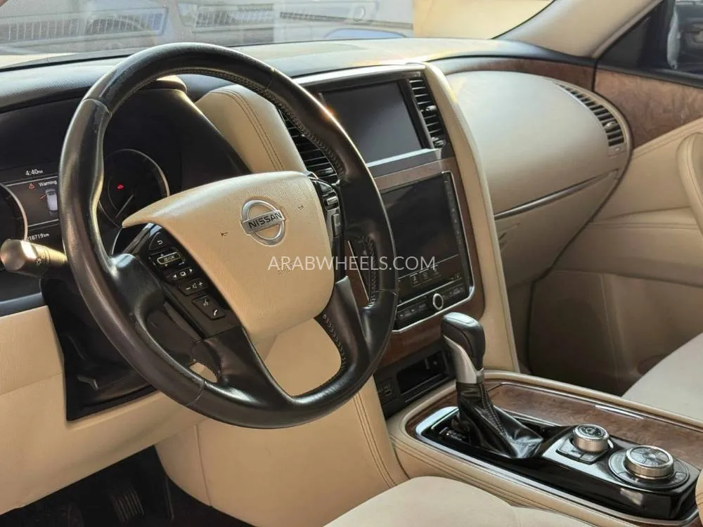 Nissan Patrol 2020 for Sale in Dubai Image-7