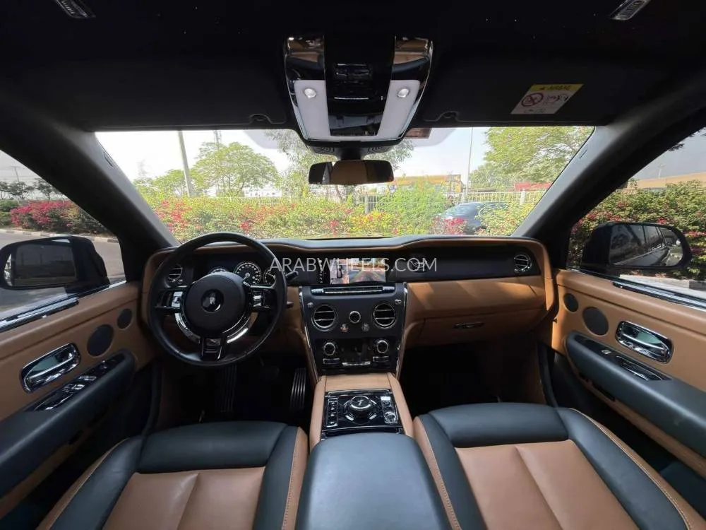 Rolls Royce Cullinan 2021 for Sale in Dubai Image-9