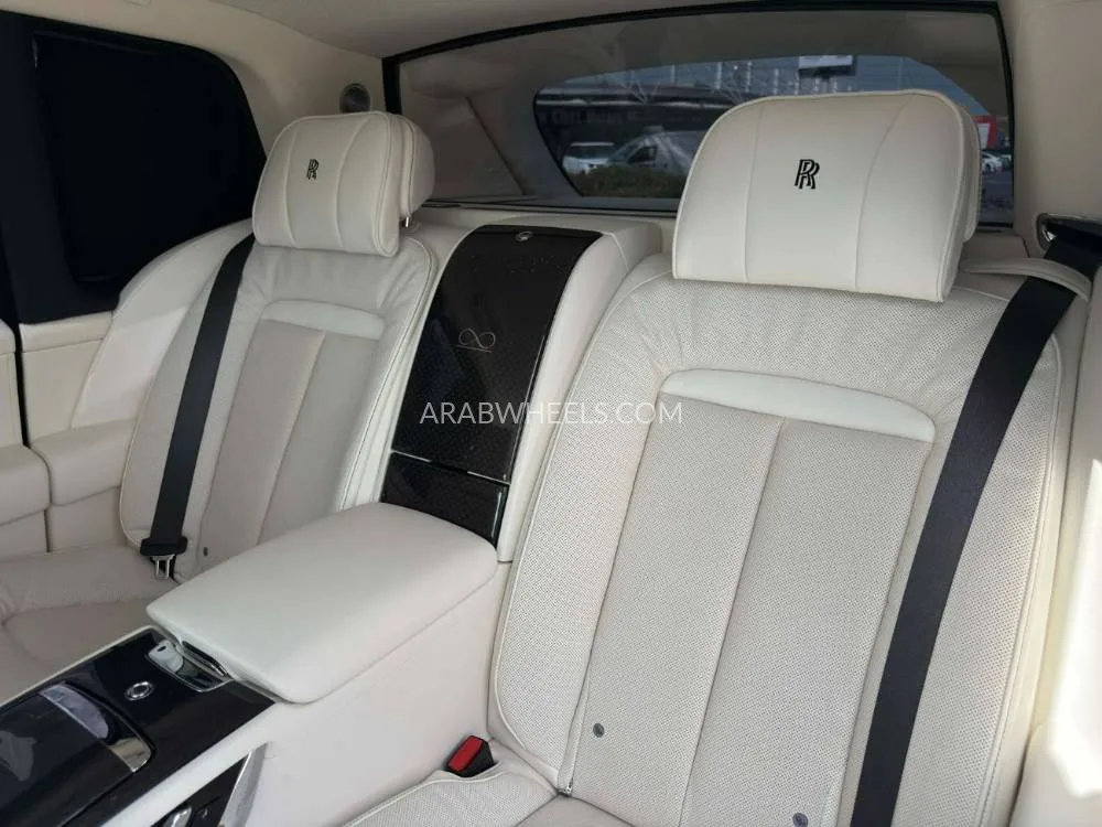 Rolls Royce Cullinan 2025 for Sale in Dubai Image-13