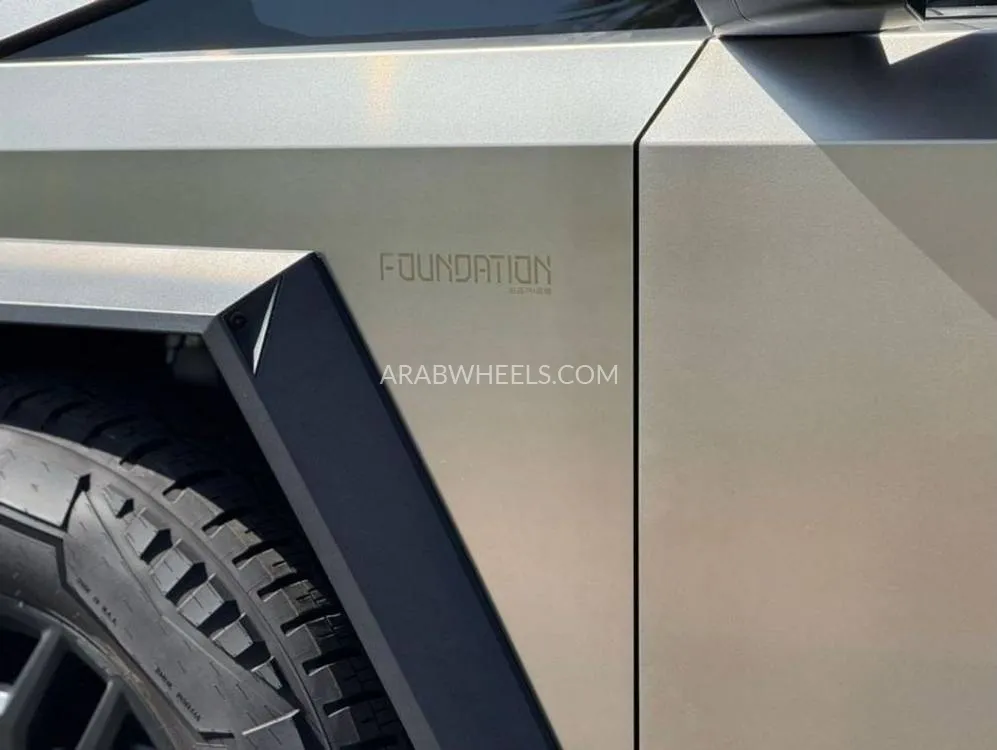 Tesla Cybertruck 2024 for Sale in Dubai Image-24