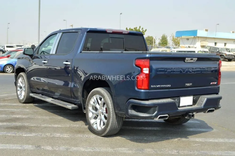 Chevrolet Silverado 2020 for Sale in Dubai Image-6