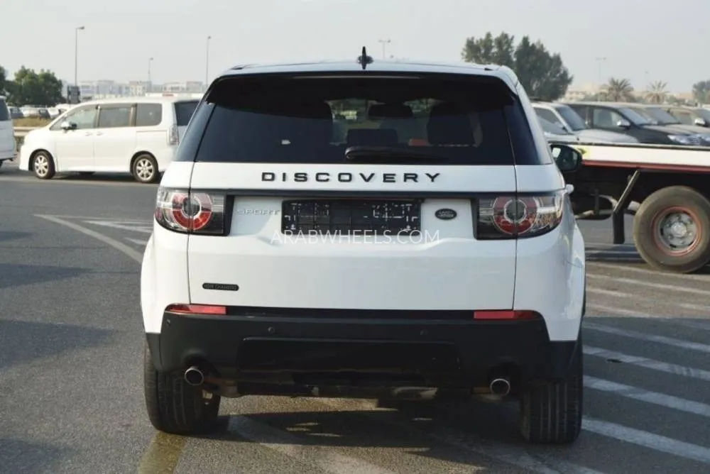 Land Rover Discovery Sport 2016 for Sale in Dubai Image-4