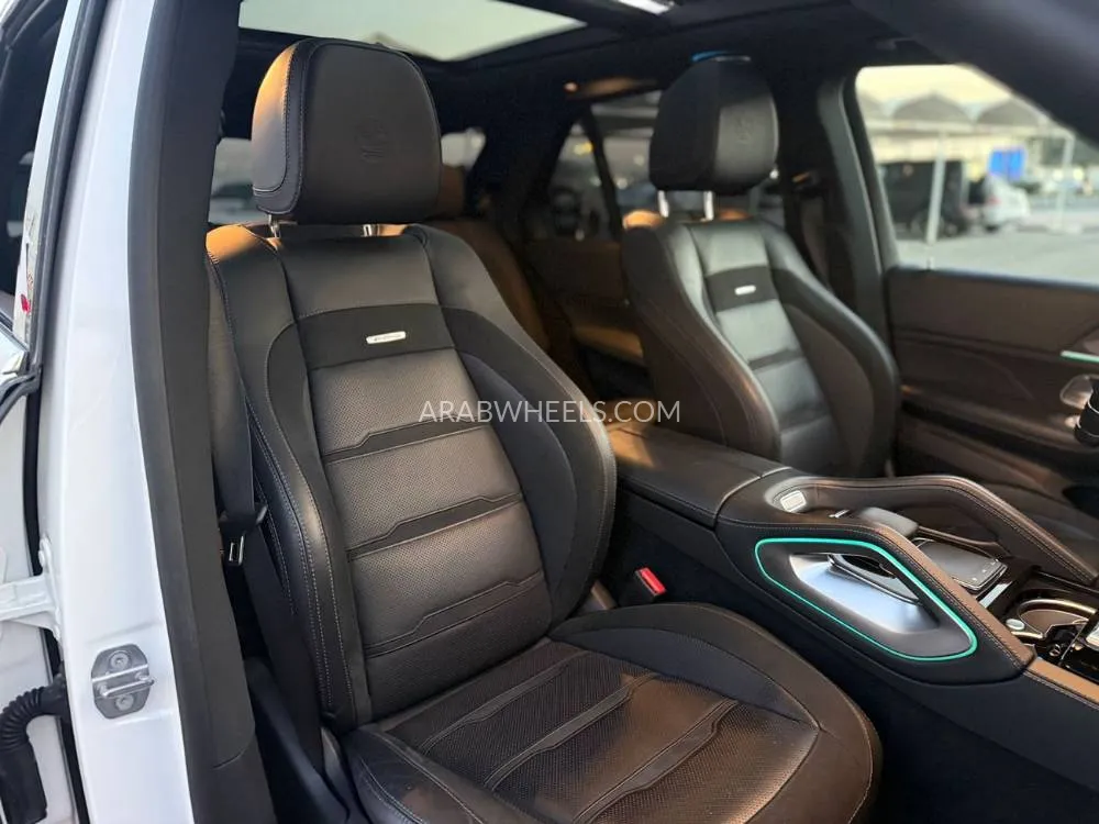 Mercedes Benz GLE Class 2022 for Sale in Dubai Image-7