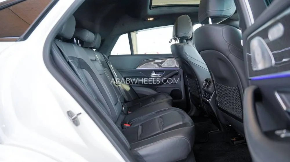 Mercedes Benz GLE Class 2020 for Sale in Dubai Image-13