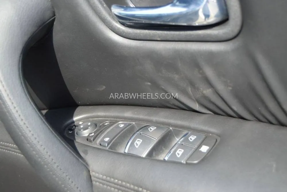 Nissan Patrol 2020 for Sale in Dubai Image-18