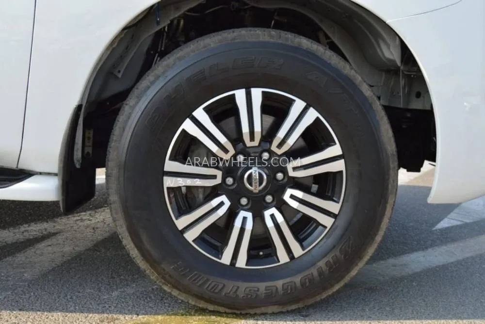 Nissan Patrol 2020 for Sale in Dubai Image-16