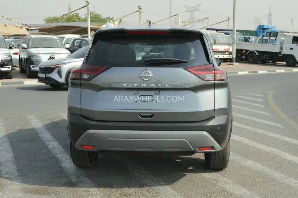 Nissan X-Trail 2023 for Sale in Dubai Image-8