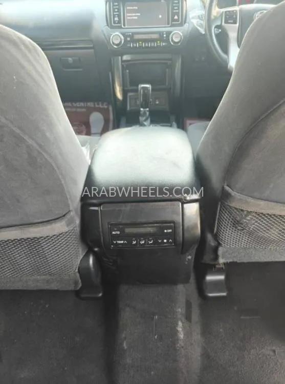 Toyota Land Cruiser 2014 for Sale in Dubai Image-12