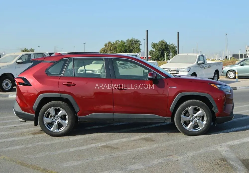 Toyota Rav4 2023 for Sale in Dubai Image-4