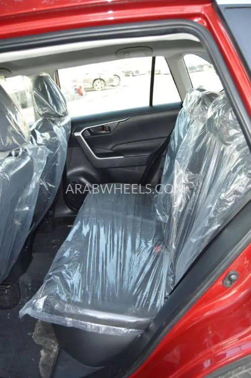 Toyota Rav4 2023 for Sale in Dubai Image-14