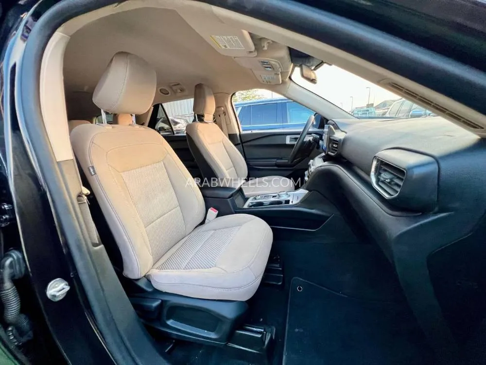 Ford Explorer 2020 for Sale in Ajman Image-17