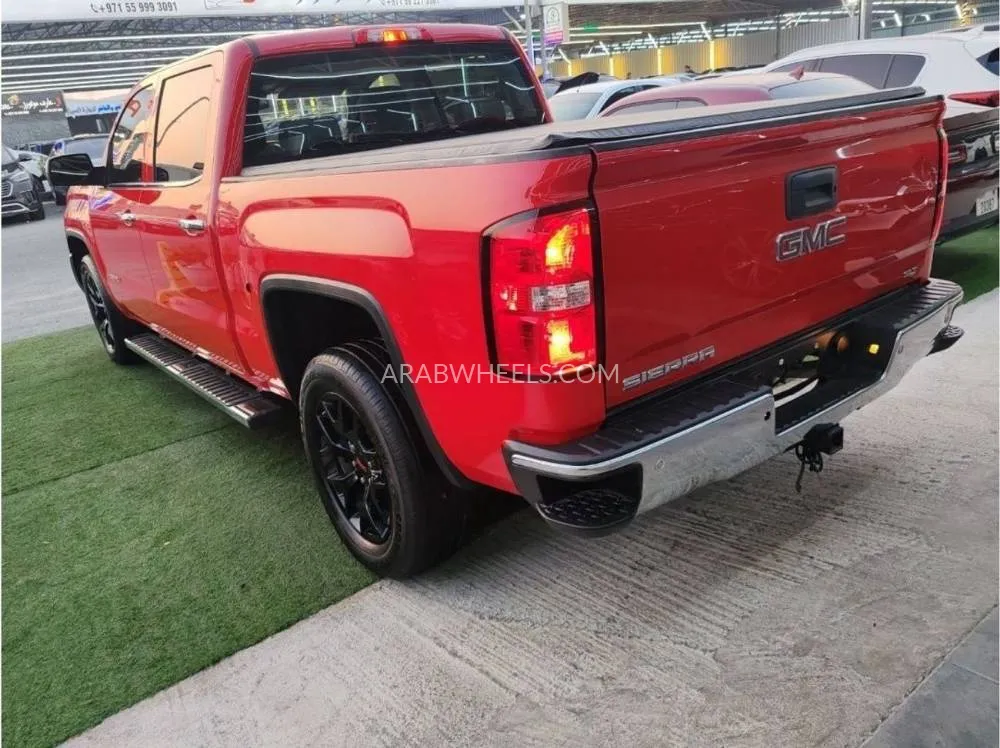 GMC Sierra 2018 for Sale in Ajman Image-4