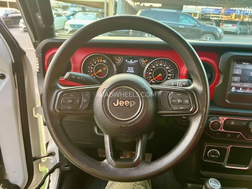 Jeep Wrangler 2022 for Sale in Ajman Image-19